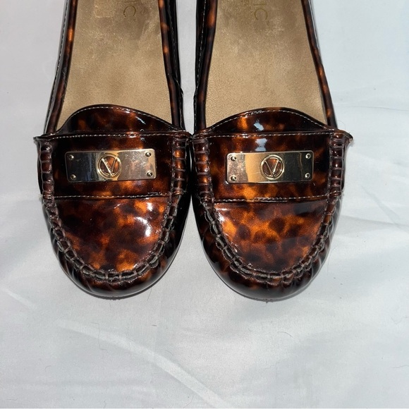 Vionic Sydney Loafers - Picture 4 of 9